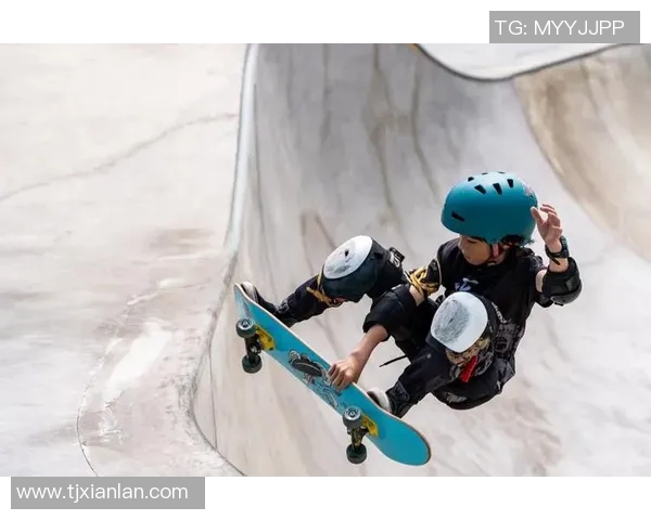 聚焦滑板运动:杭州滑板队展现青春活力与团队精神的力量 聚焦滑板运动:杭州滑板队展现青春活力与团队精神的力量