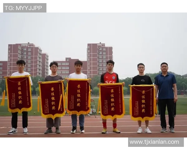 北京足球队耐力提升之路探讨与实践分析 北京足球队耐力提升之路探讨与实践分析